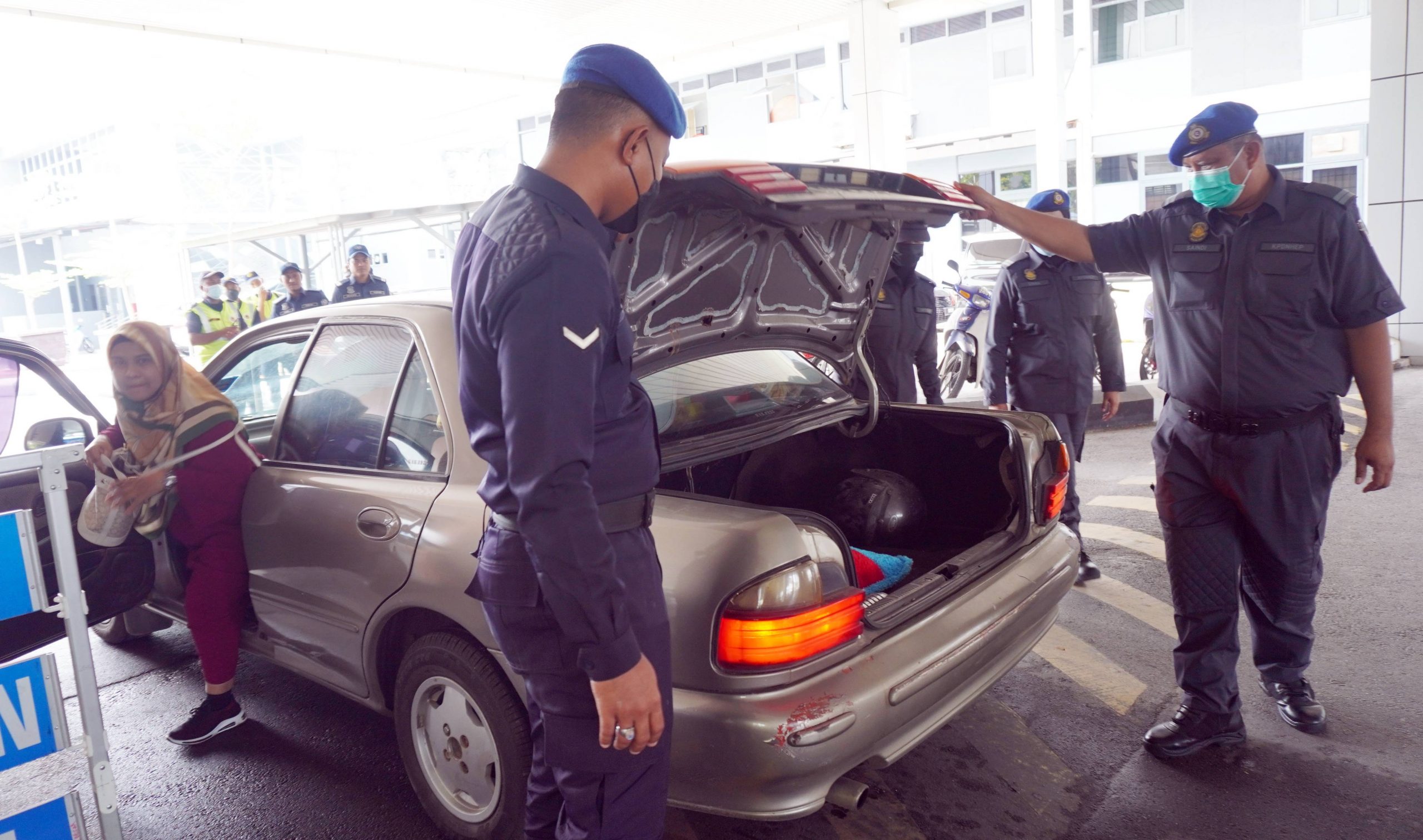 (全国版)阿兹曼阿当:从供应商起稽查至供应链下游,追查严厉对付涉走私统制品到邻国一方