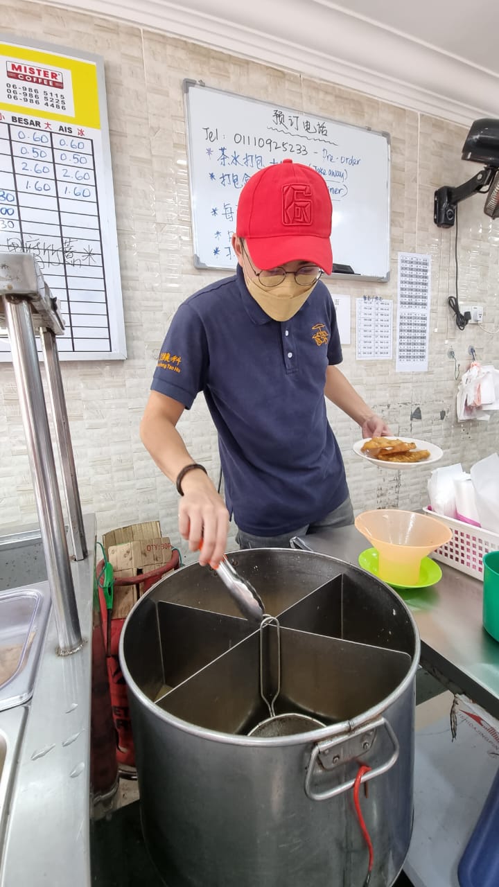 (刊期7月30日)有故事的人:王世鸣 | 继承棠记酿料,开启新篇章