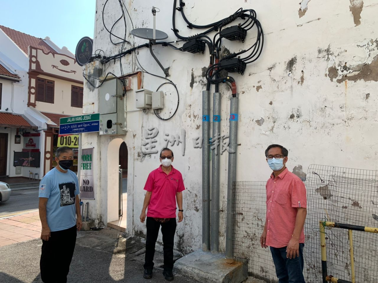 (古城第三版主文)鸡场街周日晚小火灾 老街一个月三场大小火灾