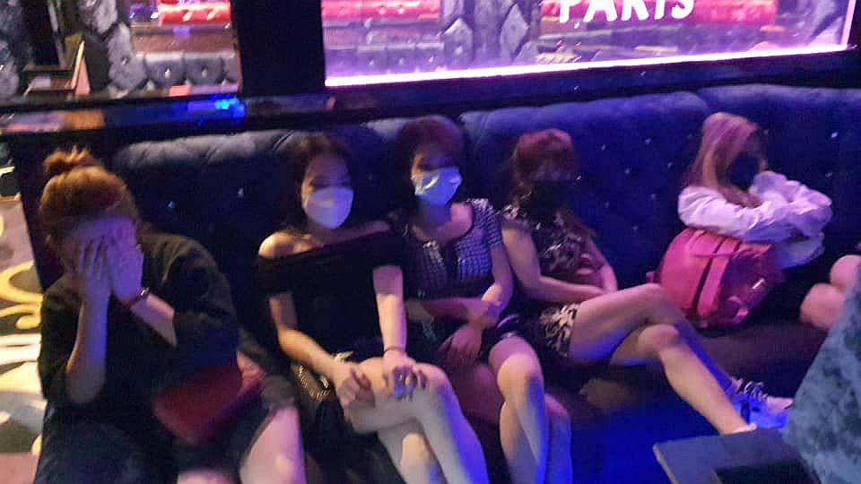 （古城第四版主文）移民局检举行动