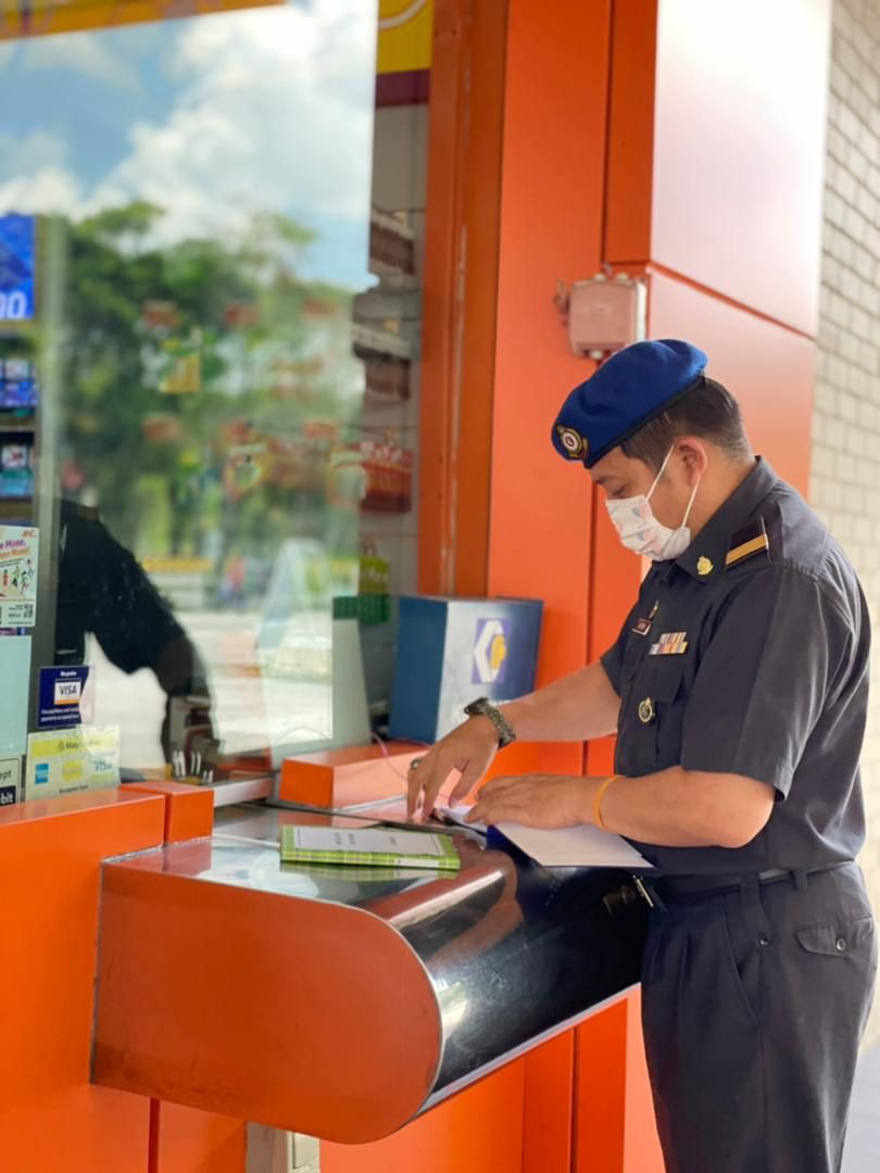 (只供网络)柔:【专访李廷汉】:今年首7月5万次检查物价行动,李廷汉:确保商家没有违例