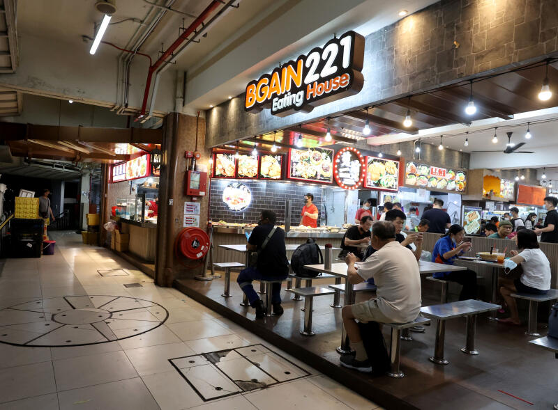 狮城购物中心 孕妇用餐惊见4只老鼠乱窜