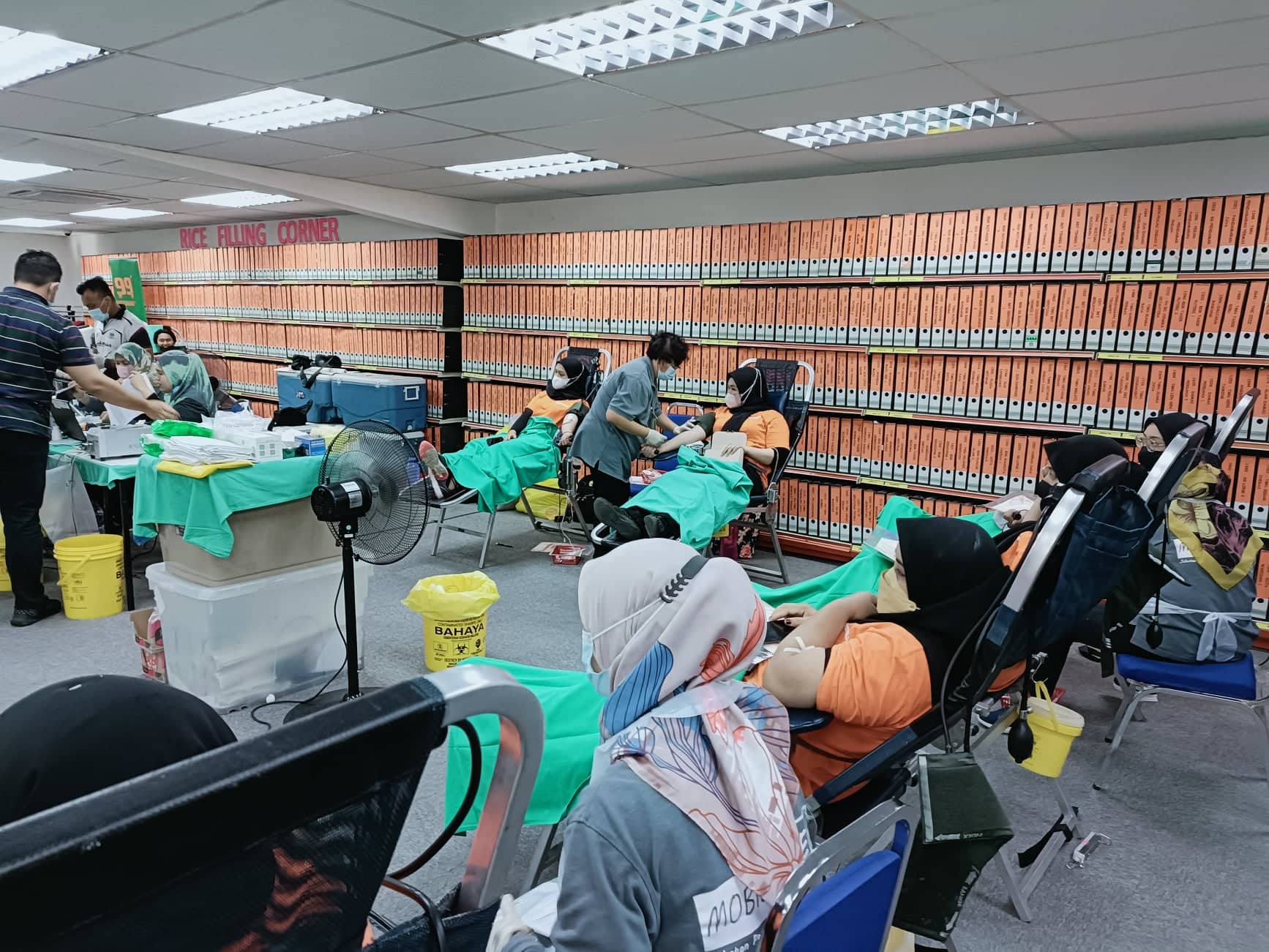 (早报头)大都会:99 Speed Mart 捐血活动
