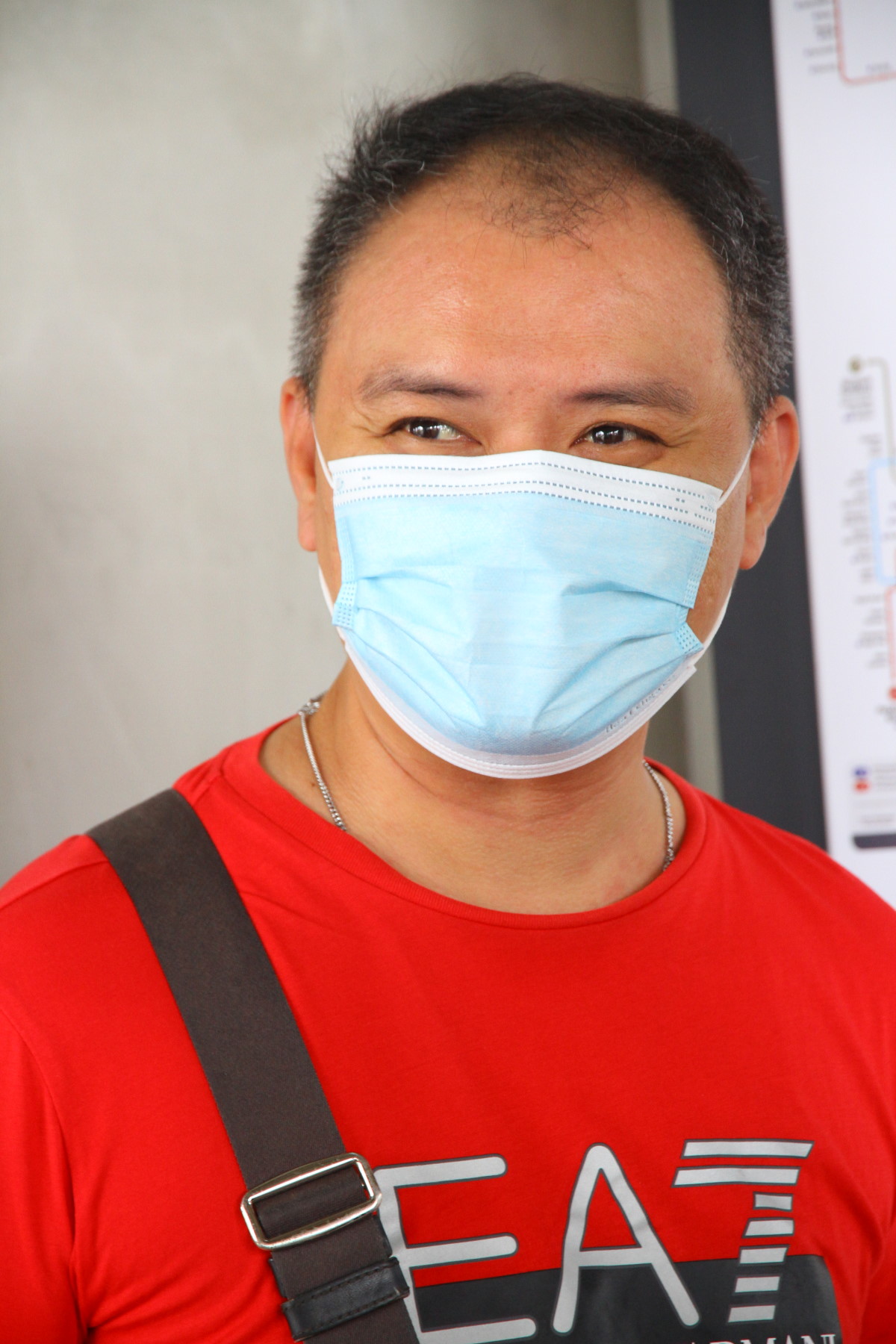 (版6头)大都会/走访增江捷运站乘客搭乘公交情况