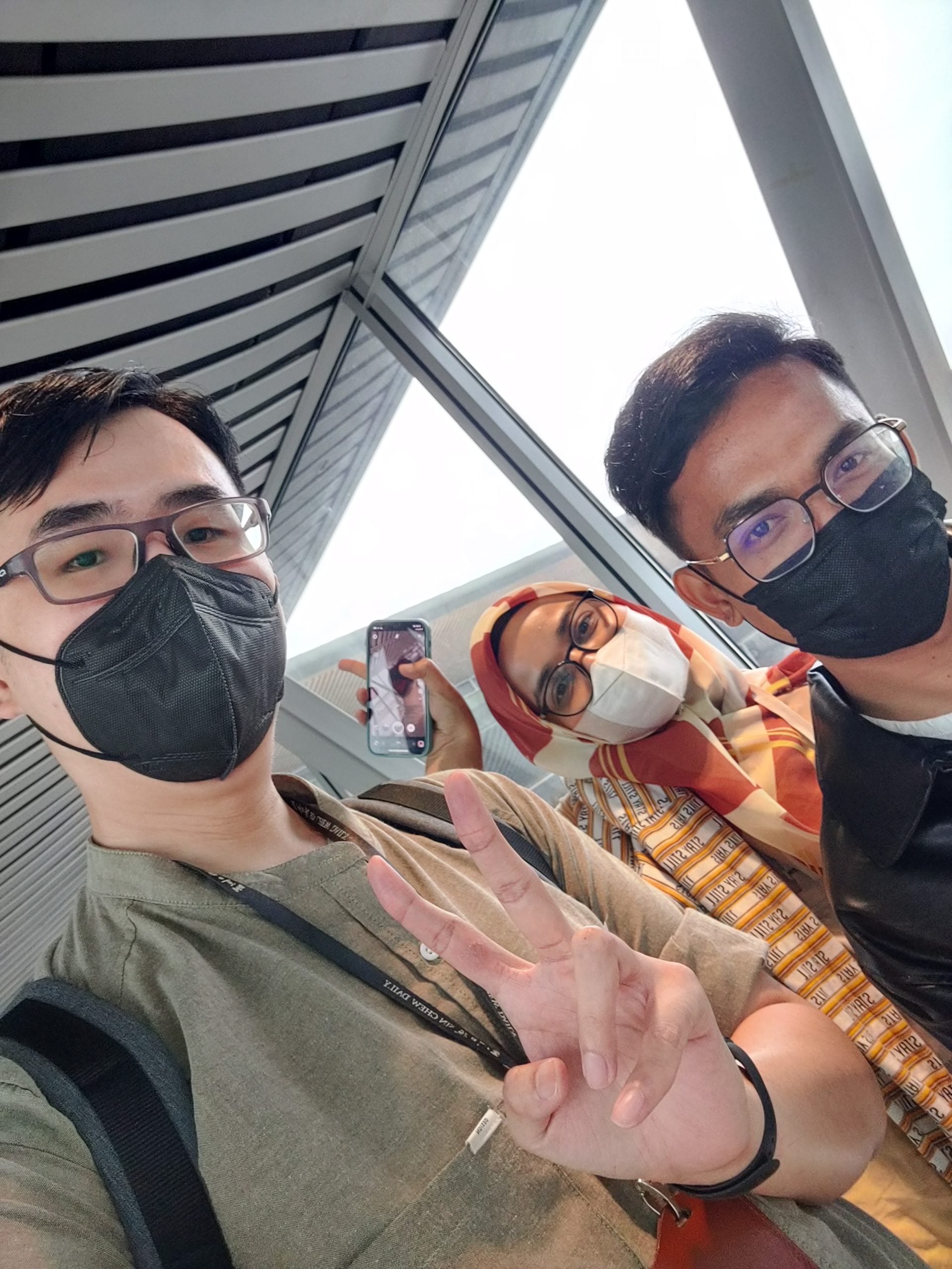 )《京非昔比》 访华语言不通 友族记者:希望学懂一些中文