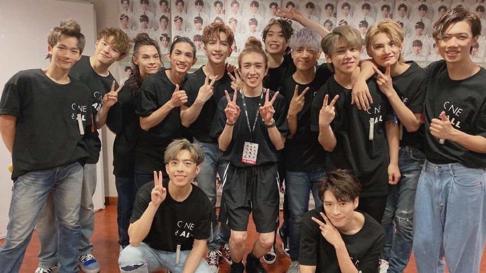 MIRROR演唱会｜舞蹈员通宵做手术 脑出血重创颈椎骨折	