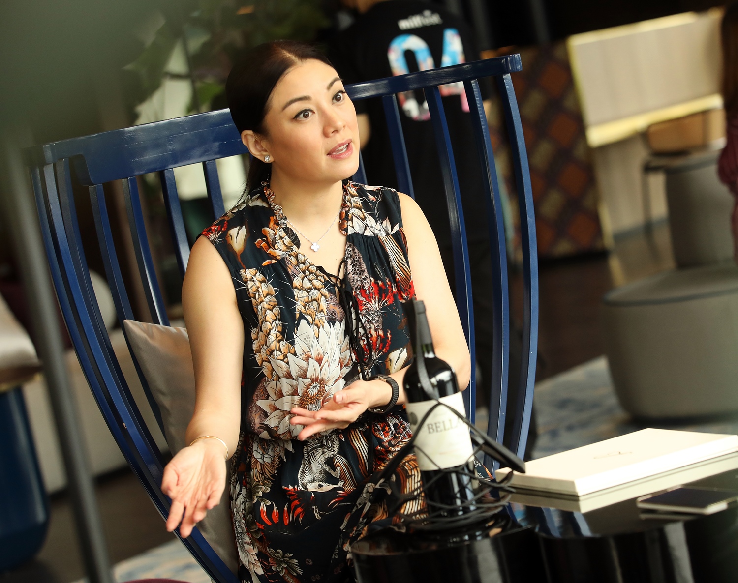 MIRROR舞蹈员被砸伤感触深  廖碧儿曝拍戏受伤TVB不闻不问