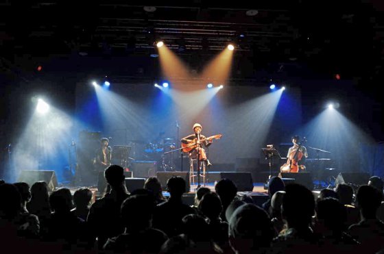 Tom Phan／那才是真正“全世界的音乐”吧