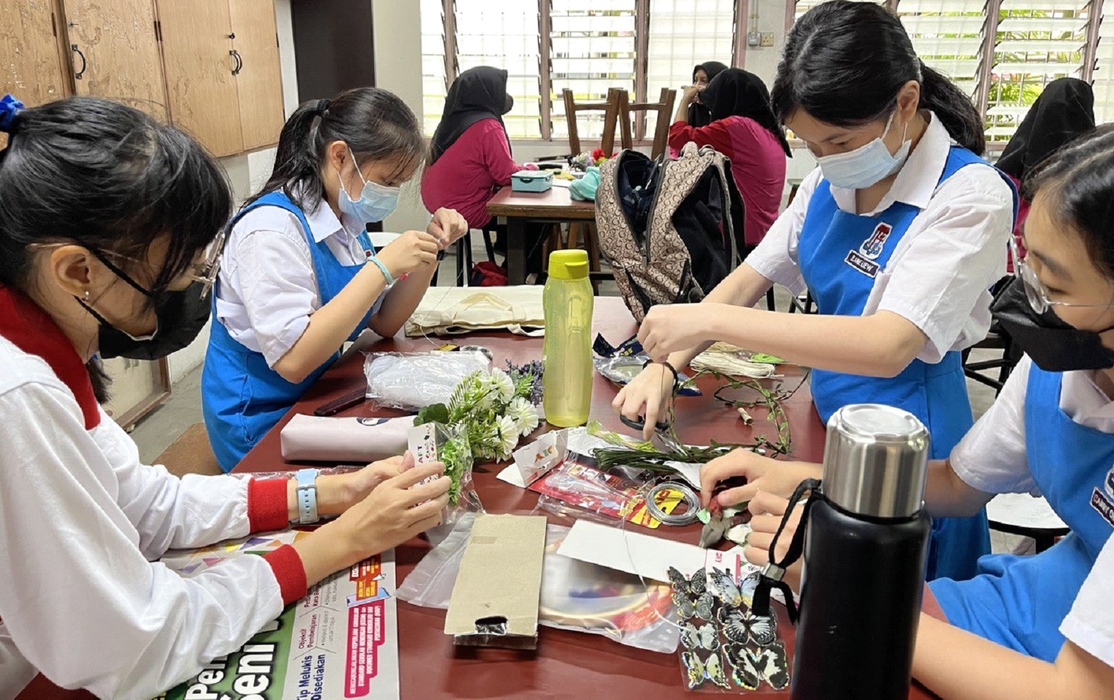 18日见报(大都会)校园记事:谁想要摆烂?