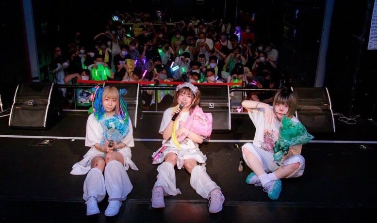 3天前刚过生日 21岁女偶像猝逝