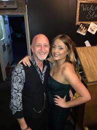 48岁男喜娶29岁妻！常被误认是“父女” 2人首次见面她还是婴儿2