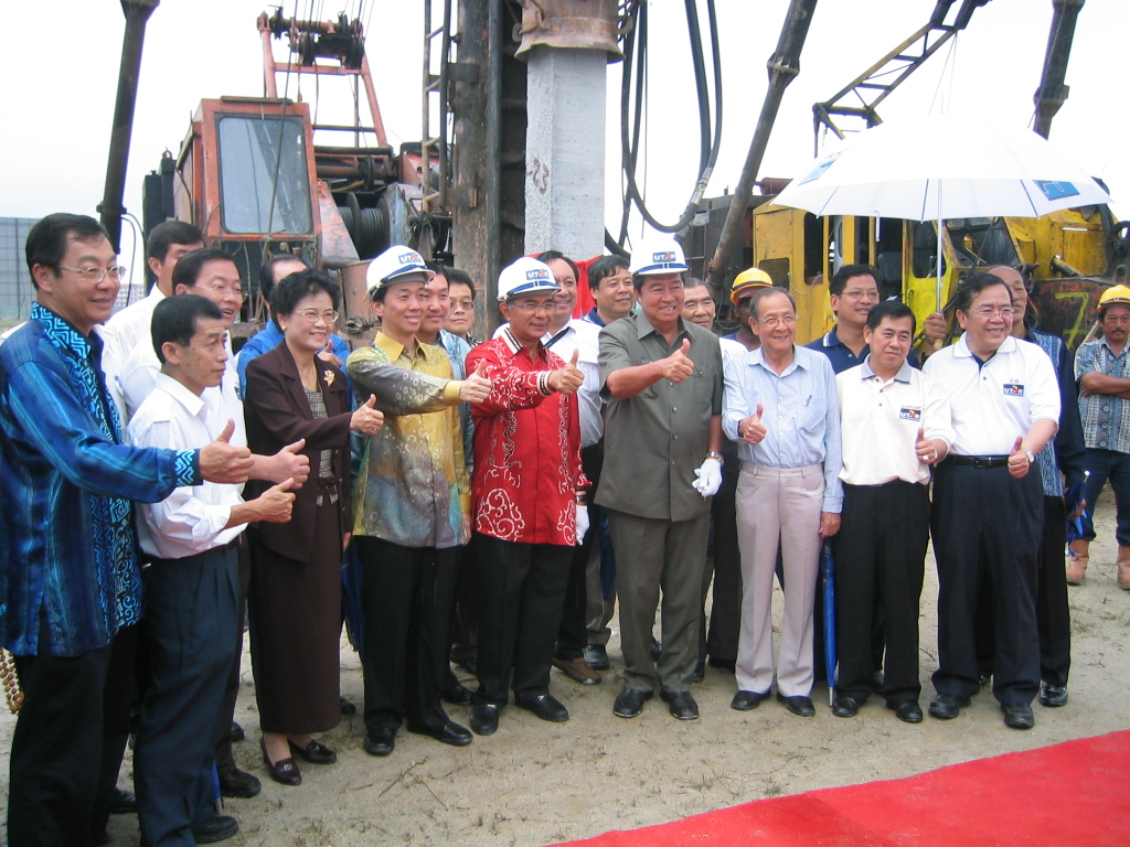 4/8见报∕上篇∕拉曼大学系列专访 / 历史新篇 创校伊始