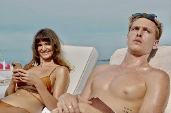 4月刚订婚 32岁女星突发急病逝世