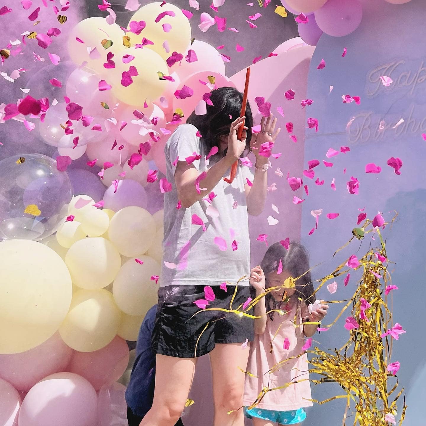 ​锺嘉欣喜迎小公主 第3胎性别揭晓