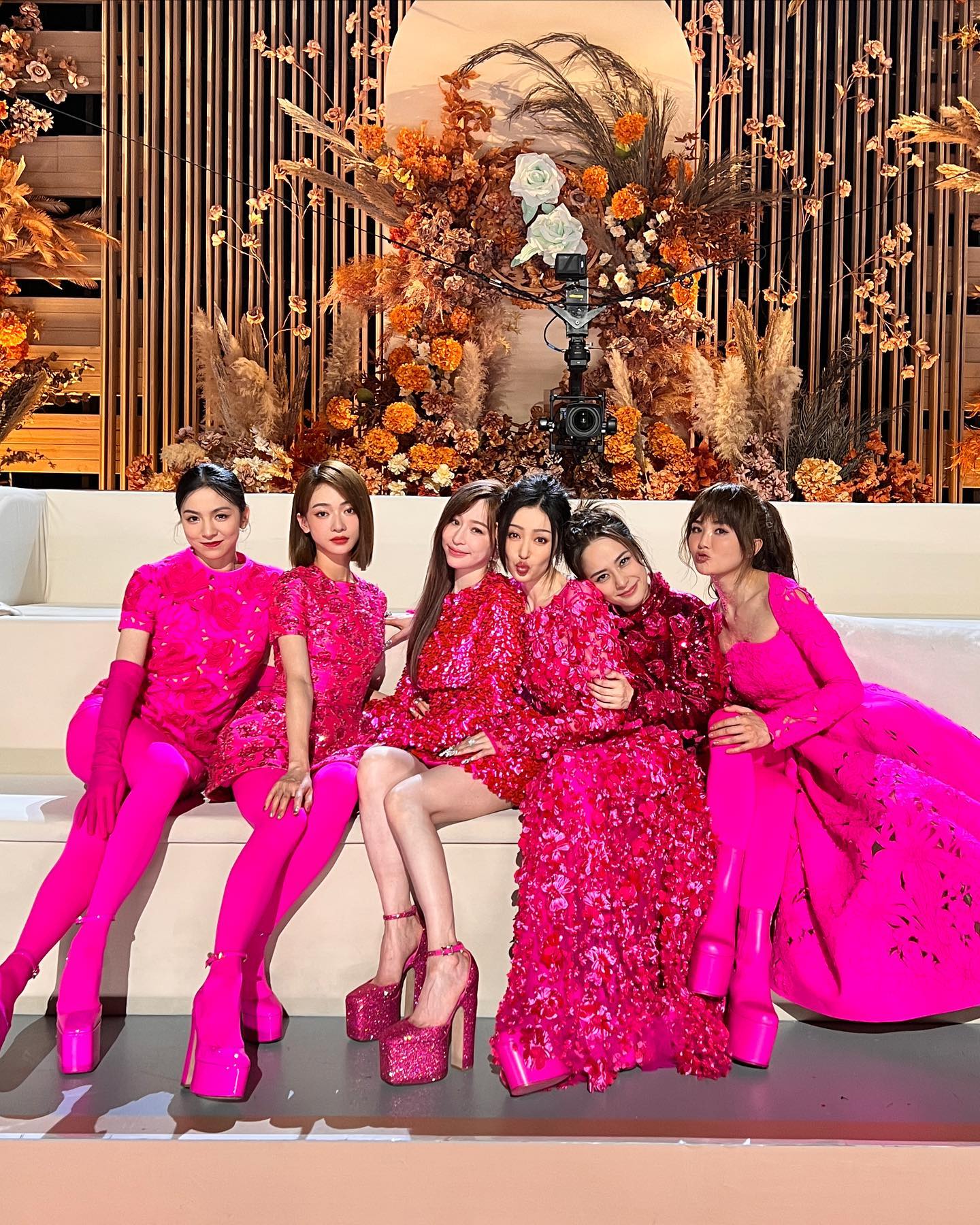 《乘风破浪》收官|《三天三夜》成禁忌? 王心凌队长秀一剪没