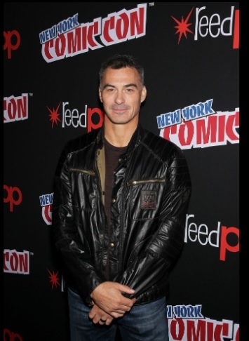 《捍卫任务》导演卖关子 奇洛李维斯上太空不是梦！	