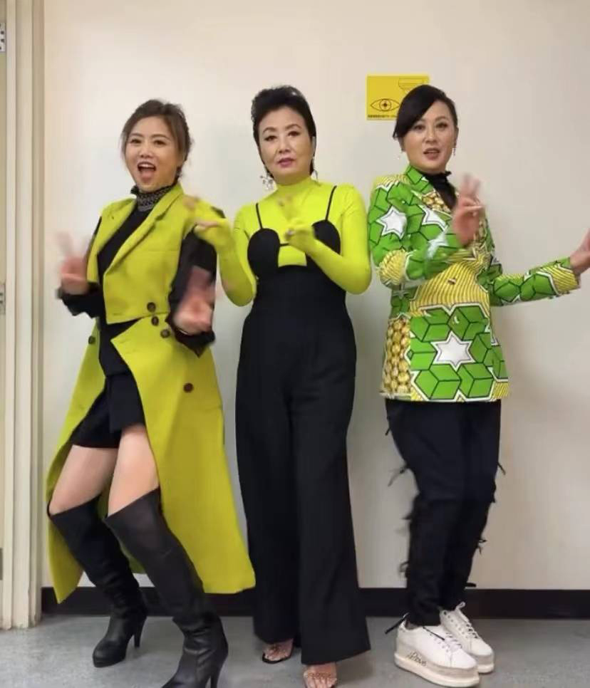 与汪明荃时隔20年再合作 56岁梅小惠状态惊呆网民