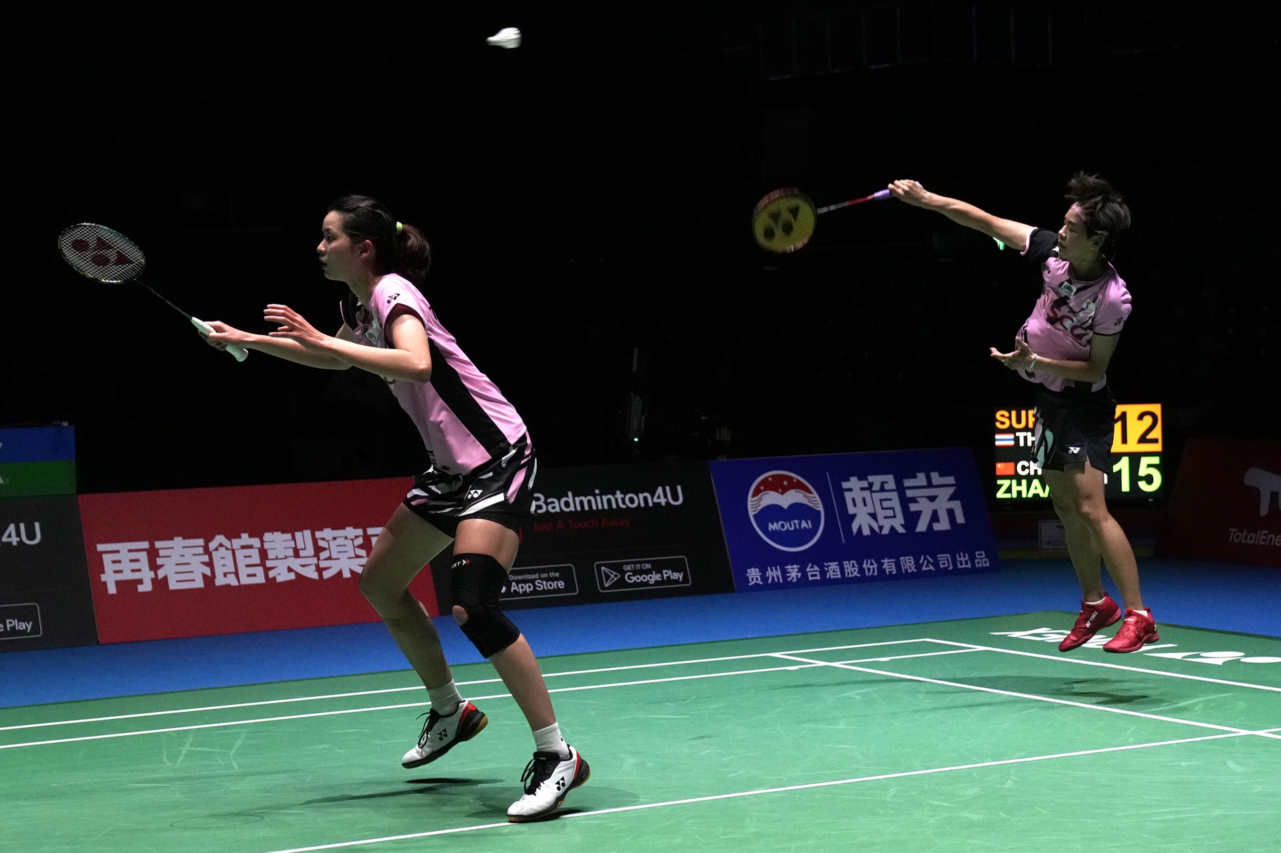 东京世羽赛| 凡尘4强遇两届世冠 泰女双(德混双)创历史