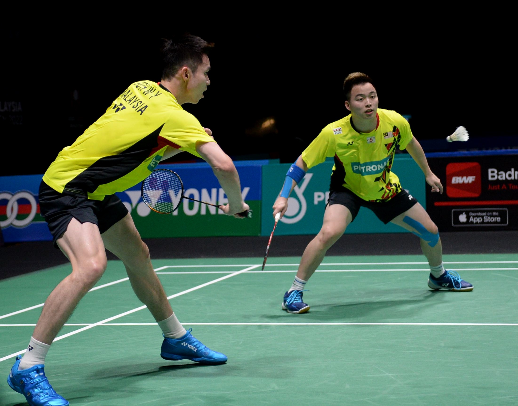 东京世羽赛| 新宇（双蔚）止步男双次圈  谢苏16强内战飞汀