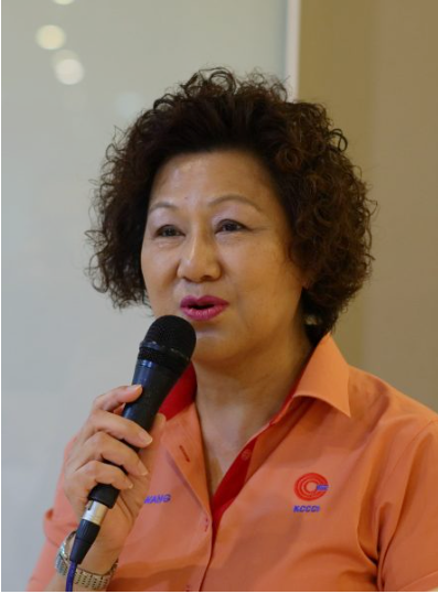 东封面:3天期限挂国州旗否则罚款500