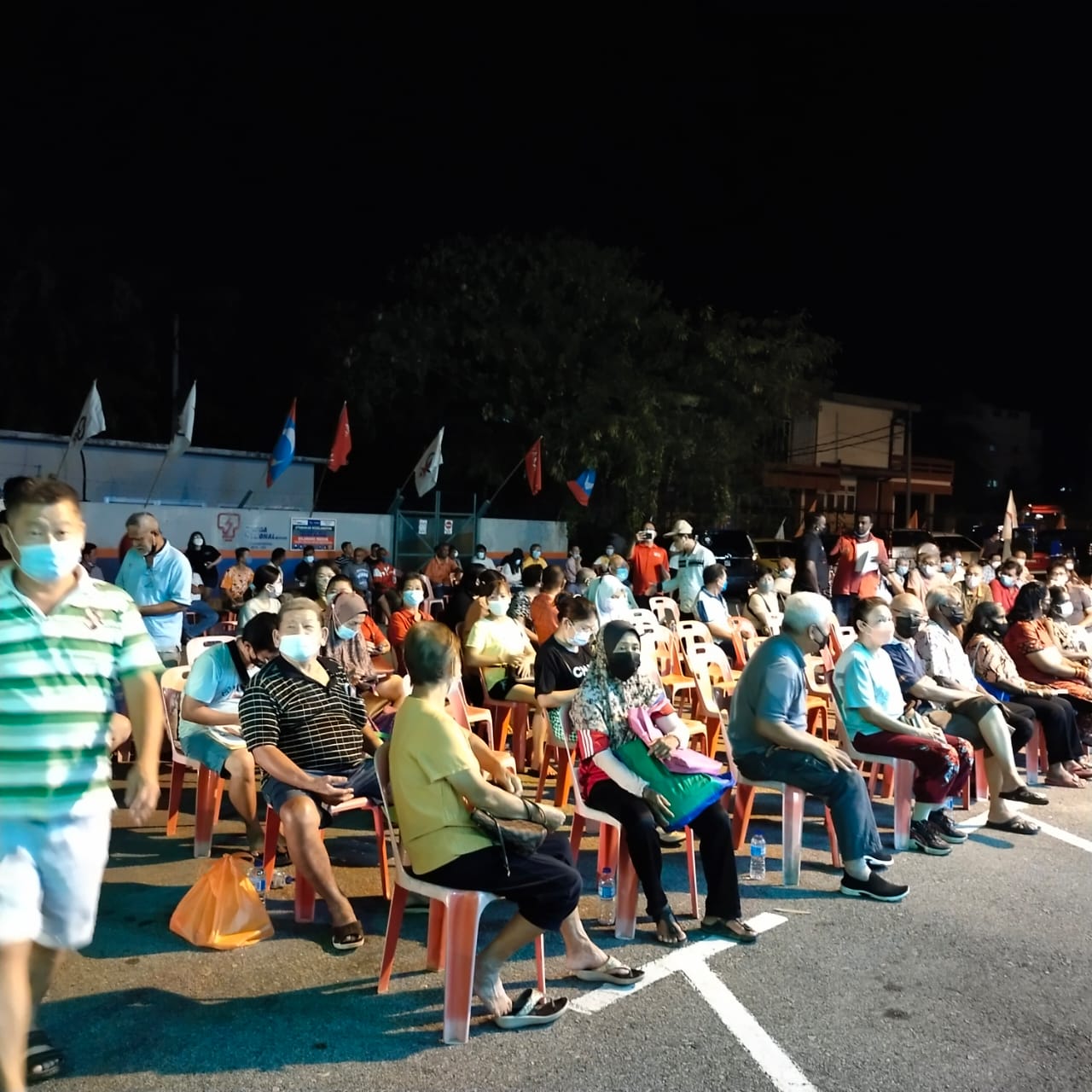 东:东姑朱比里:“喜来登政变”对我国经济冲击大