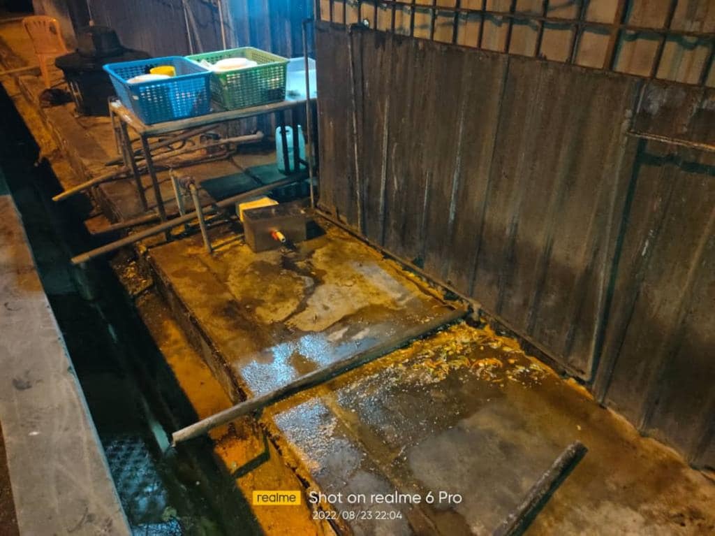 东:关丹市政厅截至24日共检查市内306间餐饮店