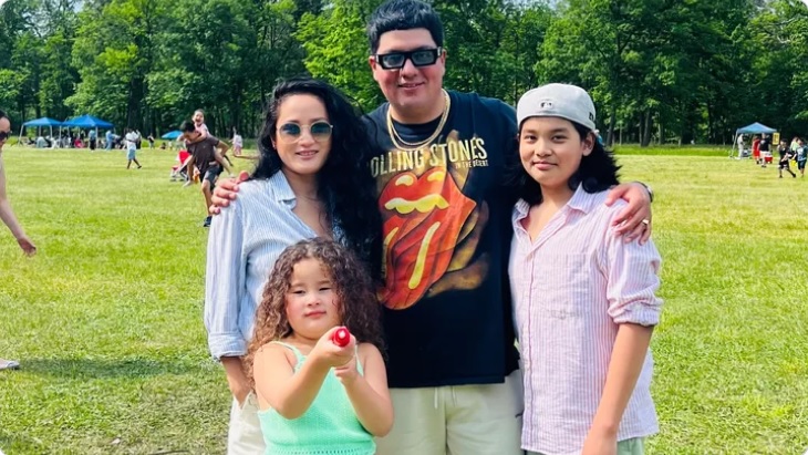 乘船游湖遭游艇猛撞 双腿被绞断女子崩溃