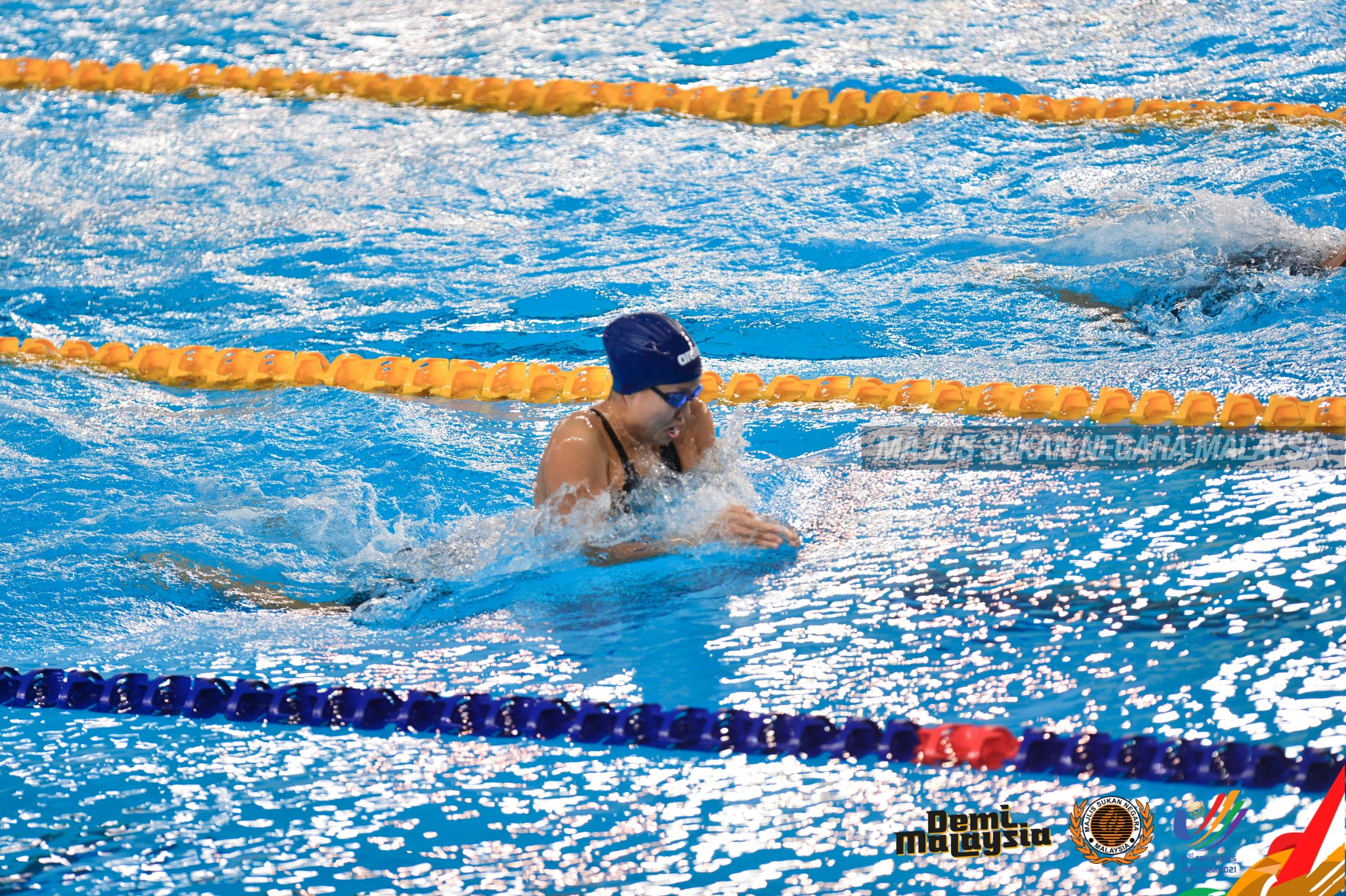 伯明翰共运会| 无缘男100蝶泳决赛  梁馨仁仍表现优异