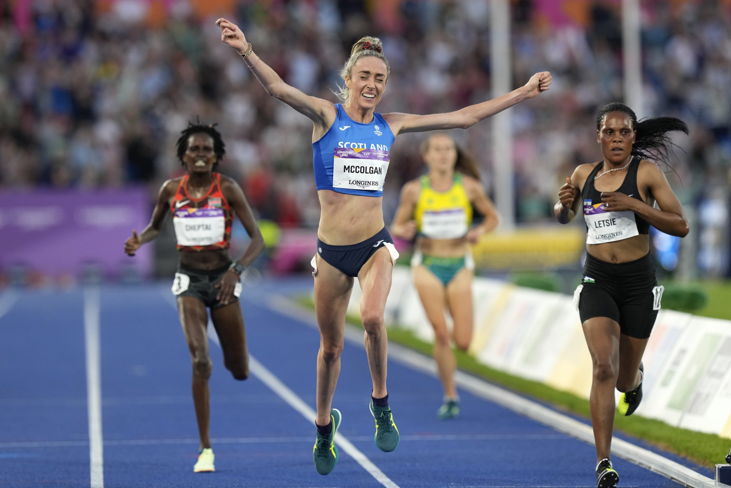 伯明翰共运会田径赛| 奥曼雅拉称霸男百米 汤普森大热膺女飞人