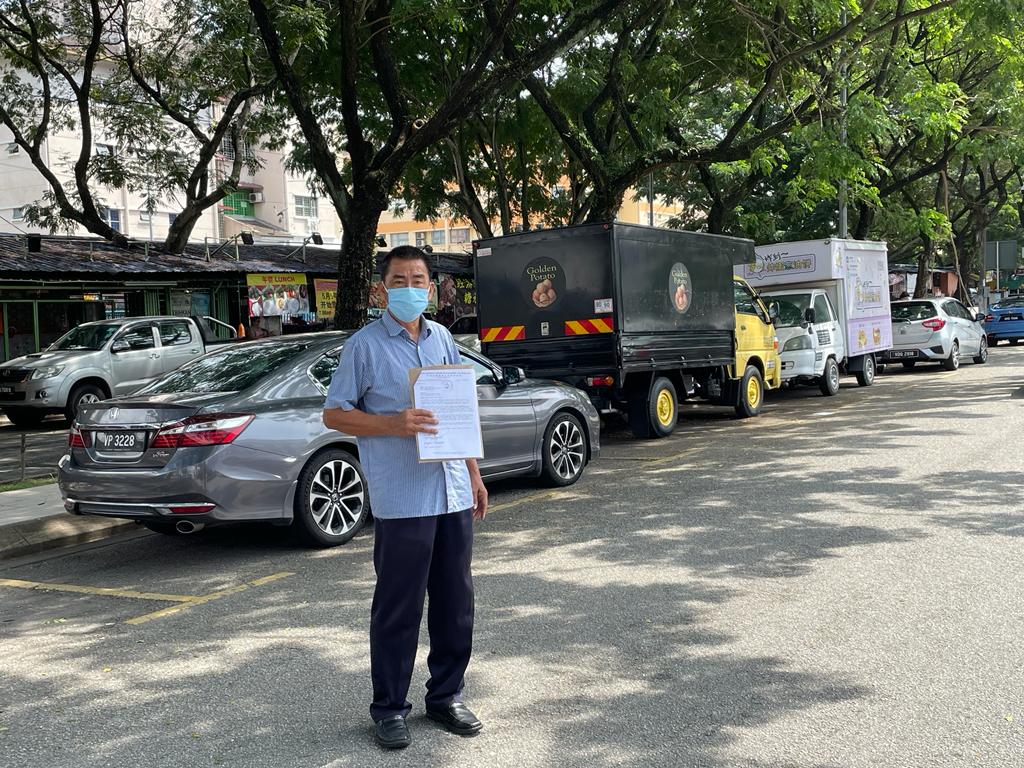 余保凭促检讨餐车准许 “把停车场还给人民”