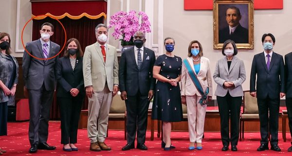 佩洛西亚洲行竟有他！行踪隐秘　美媒质疑动机不单纯