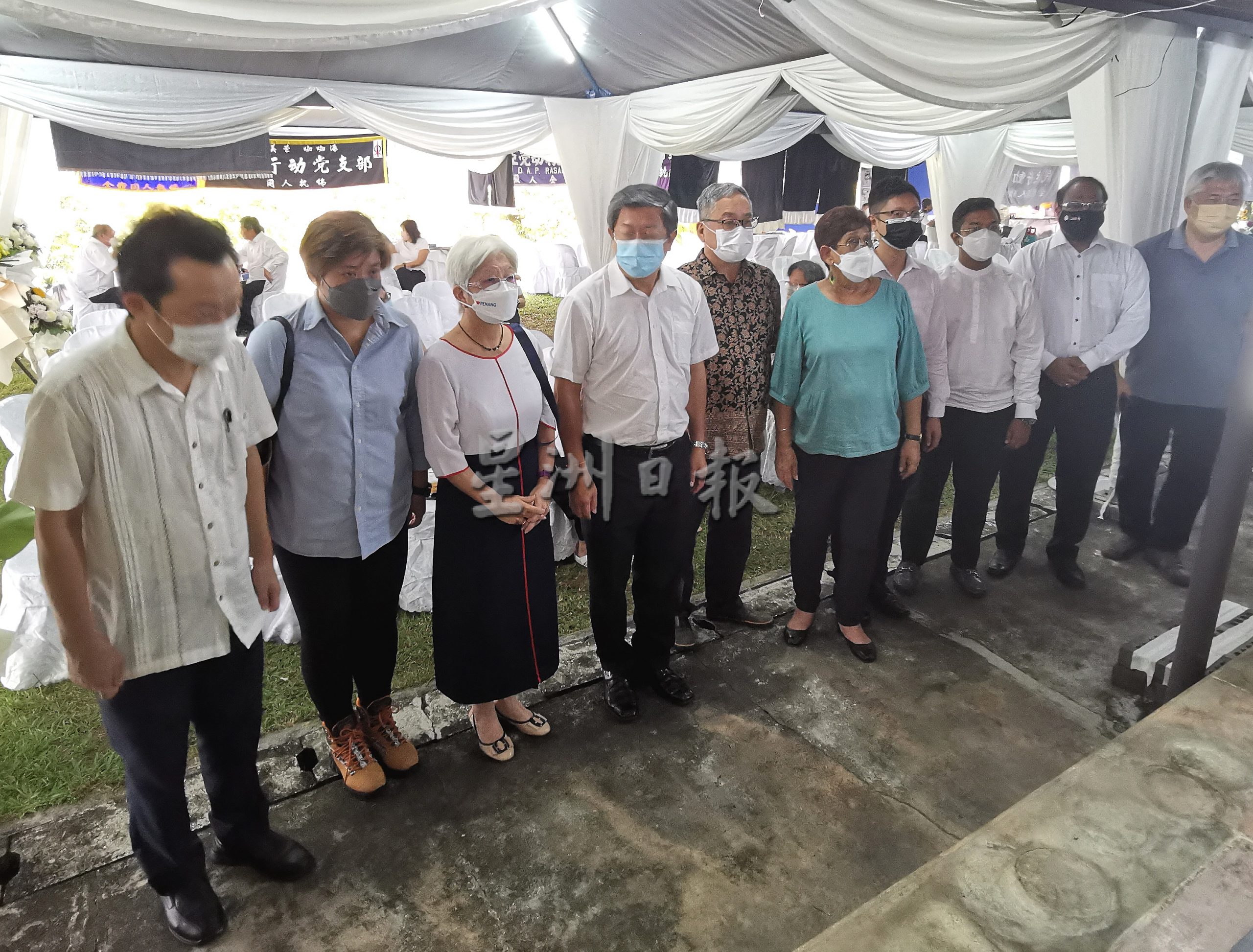 供星洲网/老战友安华缅怀曾敏兴,曾老为他取消90大寿感抱歉