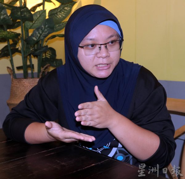 供fb/重返皇家空军队任少校,助理市议员诺茜拉速减磅901入队报到