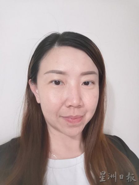 供fb：解封后活动获准举办，商家预计带动国旗销售