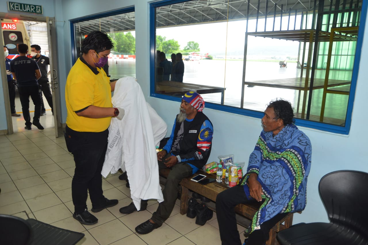 全国/日常训练遇上海上事故,灵机一动改为救援行动!