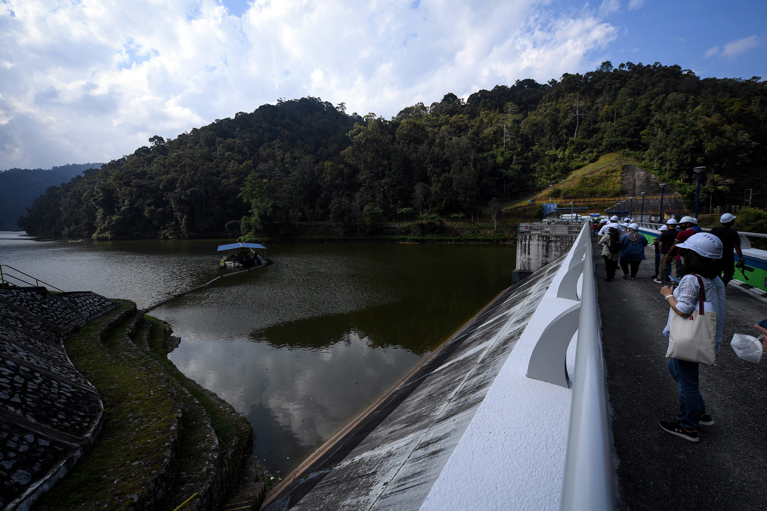 全国版/国能发电:放眼对煤炭发电依赖2035年减少50%