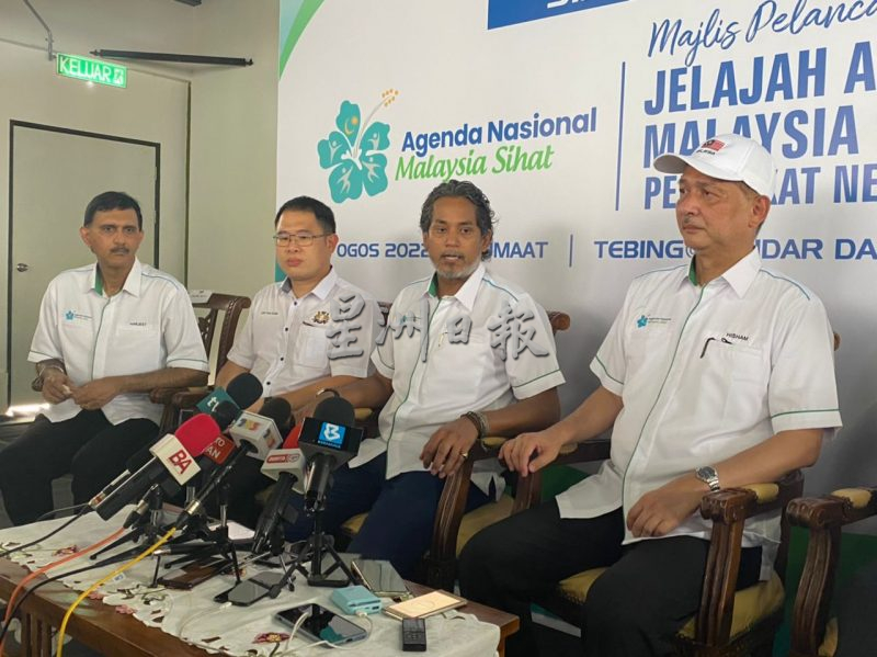 全国:特选会下星期开首次会议,商“禁烟世代”法案