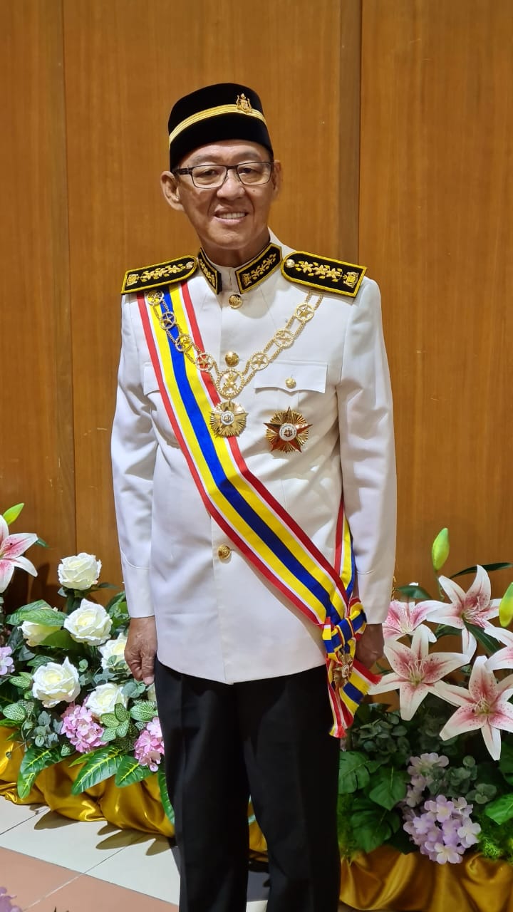 取代/林振华受封DCSM拿督威拉