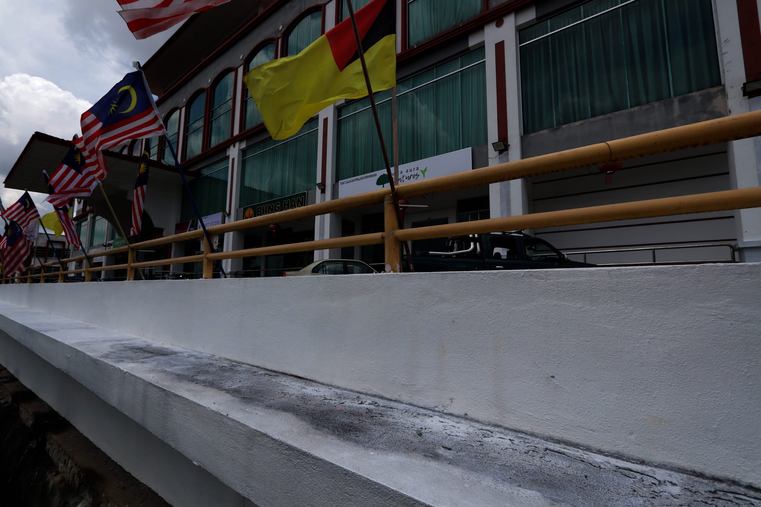 取代//：森华堂粉刷理事会议而不决，李典和：对领导层感失望