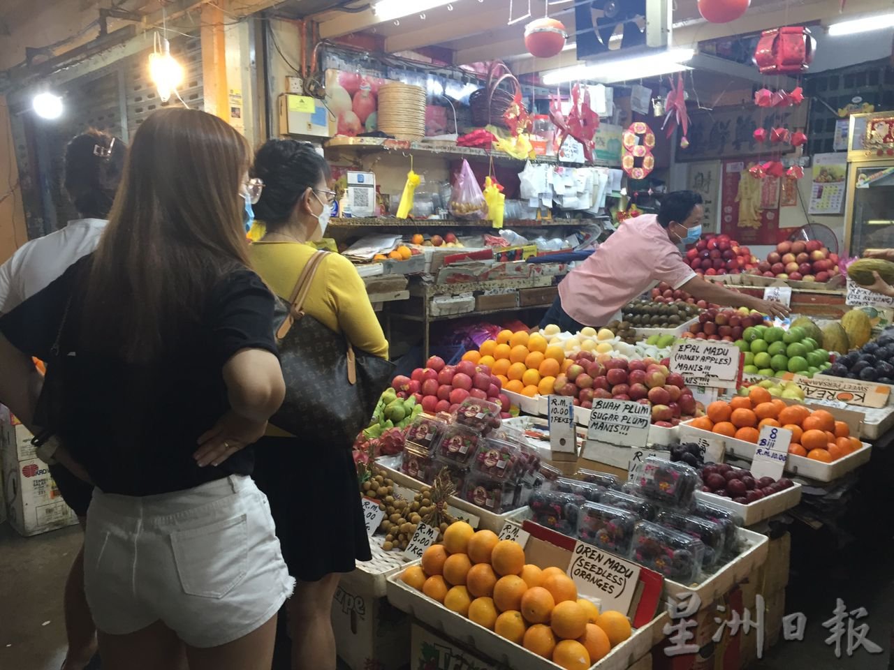 吃的人多种的少 本地水果价格高涨