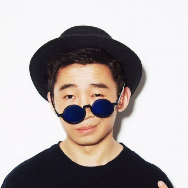 同框山寨男团被骂低级 杨迪道歉：下不为例