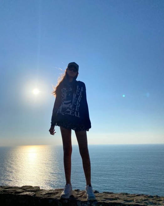 否认宣布17岁爱女出道 琦琦：现阶段学业为重 