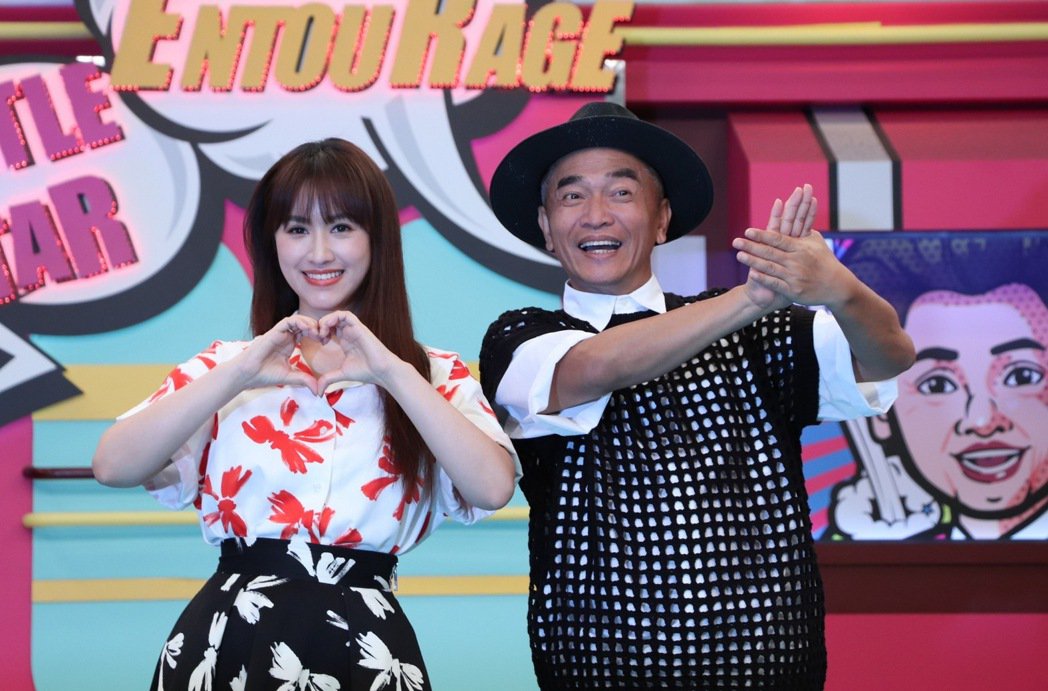 吴宗宪父女旧照被翻出 一个举动掀骂战