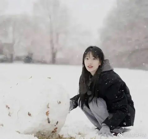 吴磊爆秘恋20岁女星  直播外泄手机画面