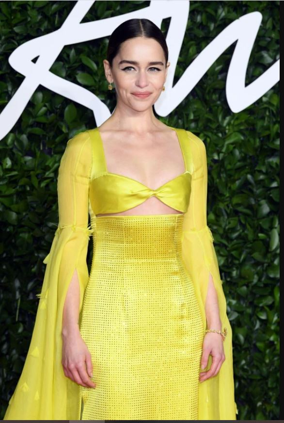 嘲笑“龙母”艾蜜莉亚矮胖 澳洲电视台急道歉灭火