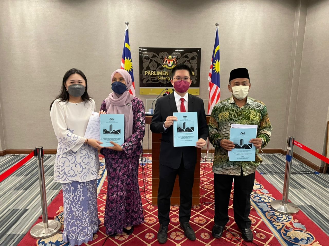 国会- （1/2）公账会记者会 - LCS采购项目（承包商挪用款项，导致战舰计划超支14亿令吉）