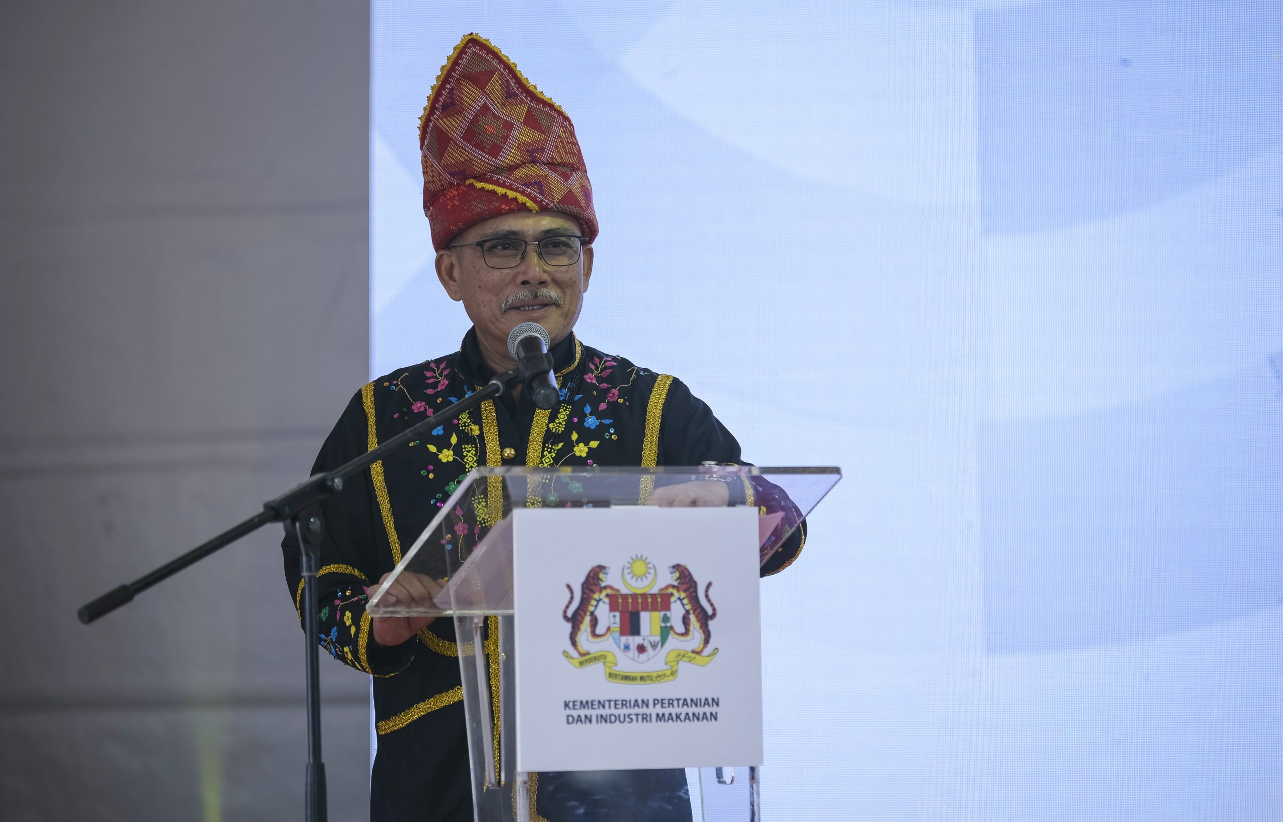 国盟不撤回对首相支持了!农长证实:将支持依斯迈到大选