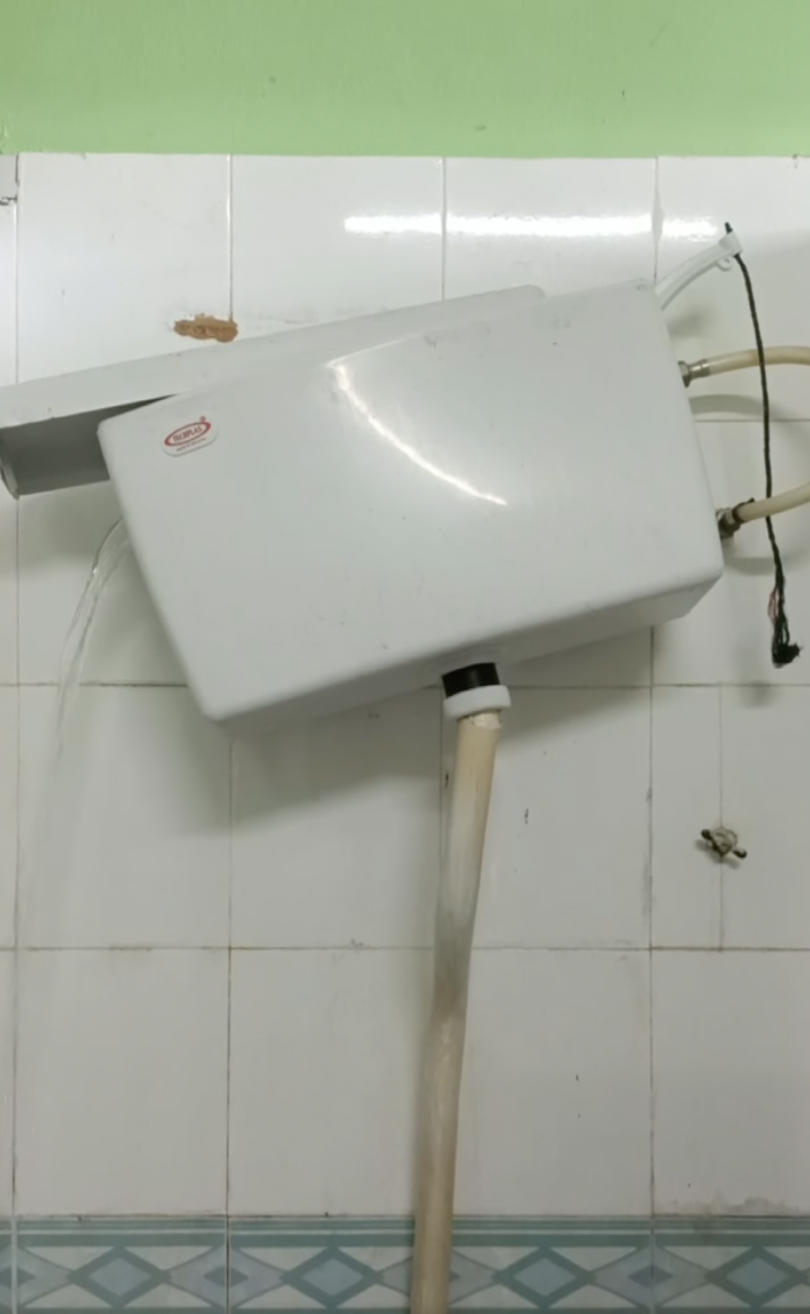 大都会:学生棍打教师引热议/7图