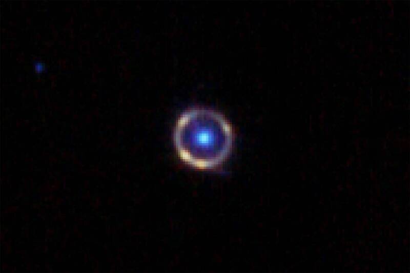 天文奇观！韦伯望远镜捕捉到近乎完美“爱因斯坦环”