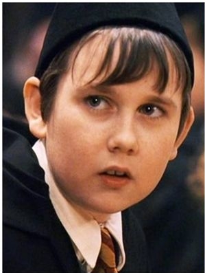 头等舱机票被撕烂逼搭经济舱 马修怒呛航空公司荒谬